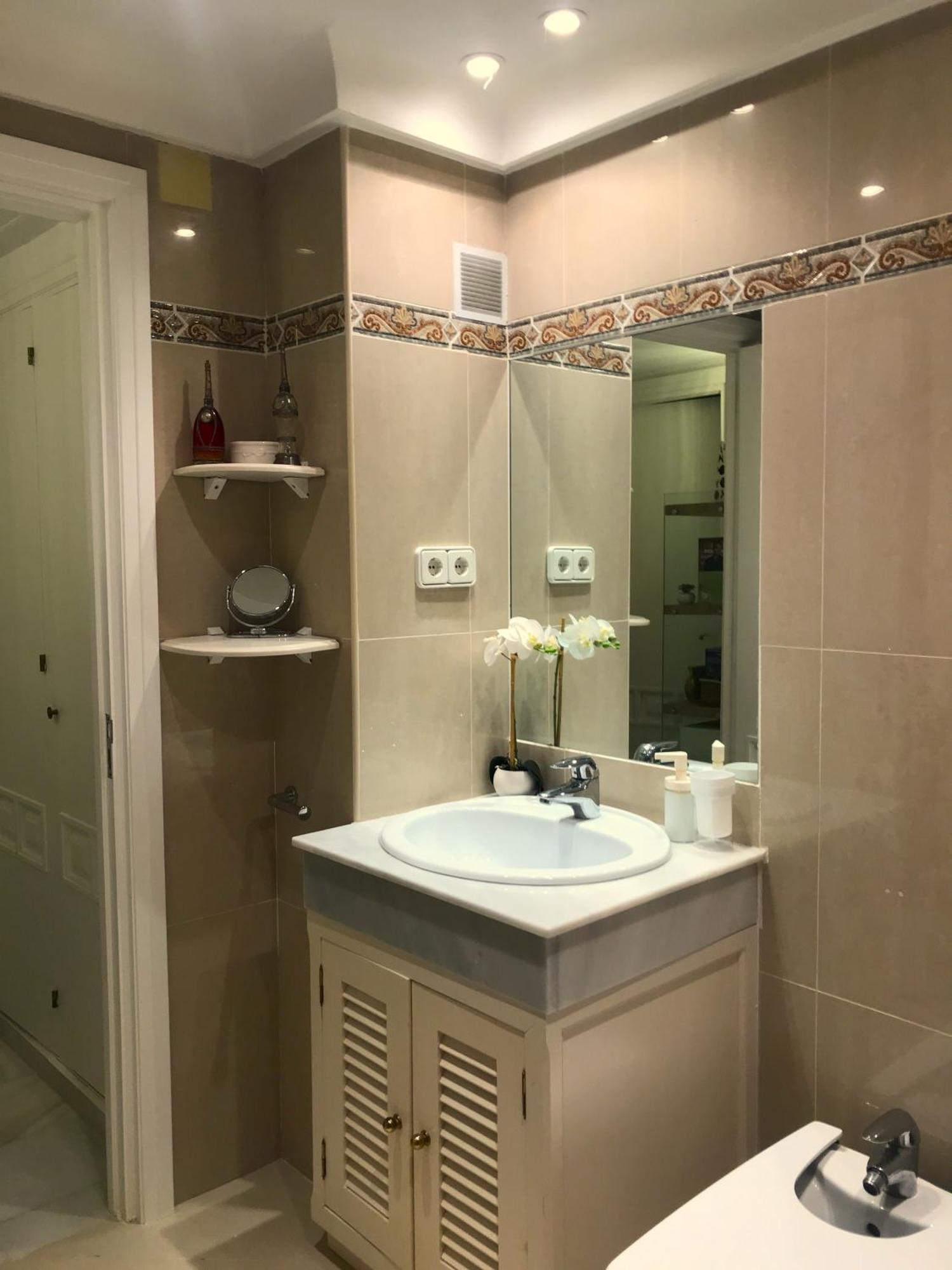Habitacion Deluxe Con Bano Privado En Atalaya Apartagolf, Estepona Exterior foto