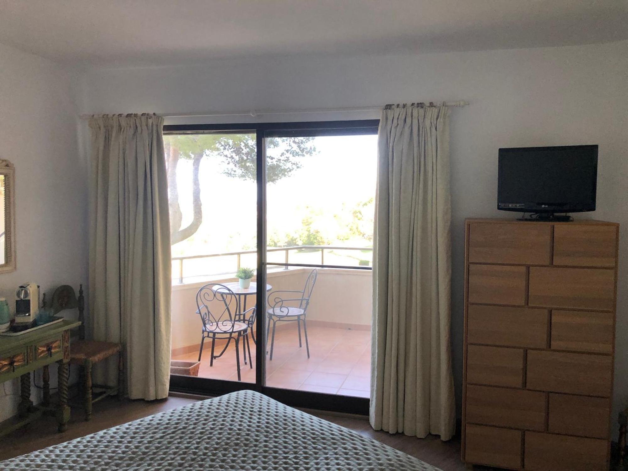 Habitacion Deluxe Con Bano Privado En Atalaya Apartagolf, Estepona Exterior foto